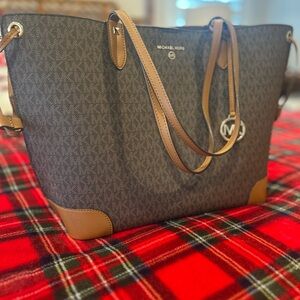 Michael Kors Black and Brown Women's Tote Bag